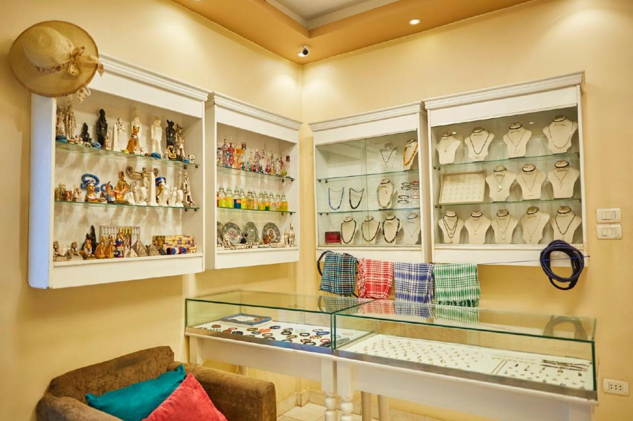 Grand Golden Pyramids View Hotel Kafret el-Gabal エクステリア 写真