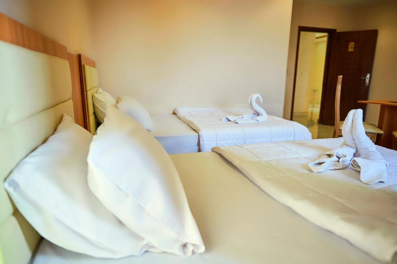 Grand Golden Pyramids View Hotel Kafret el-Gabal エクステリア 写真