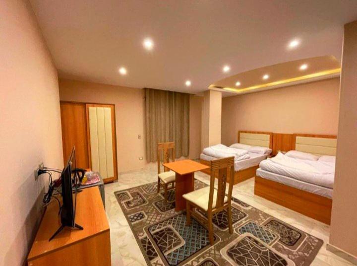 Grand Golden Pyramids View Hotel Kafret el-Gabal エクステリア 写真