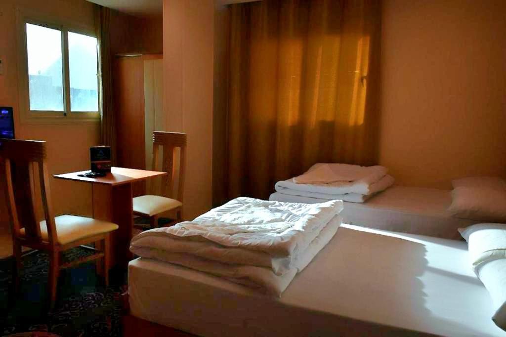 Grand Golden Pyramids View Hotel Kafret el-Gabal エクステリア 写真
