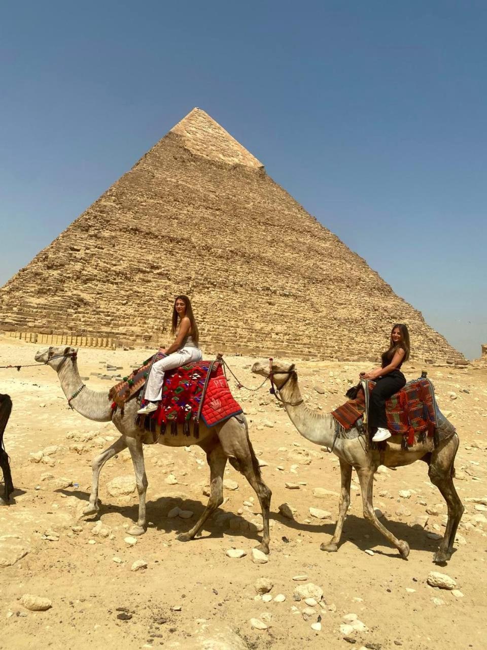 Grand Golden Pyramids View Hotel Kafret el-Gabal エクステリア 写真